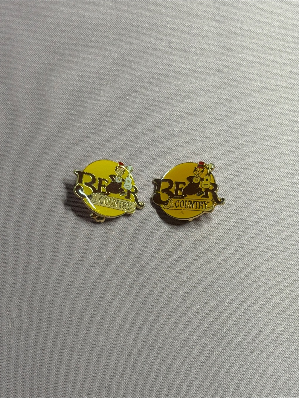 Walt Disney Bear country pins x2